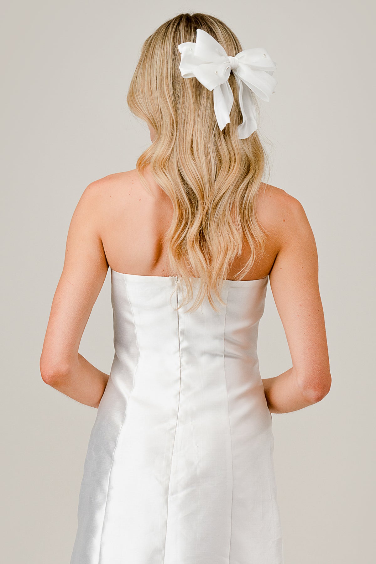 Satin Bow Pointed Tail Clip