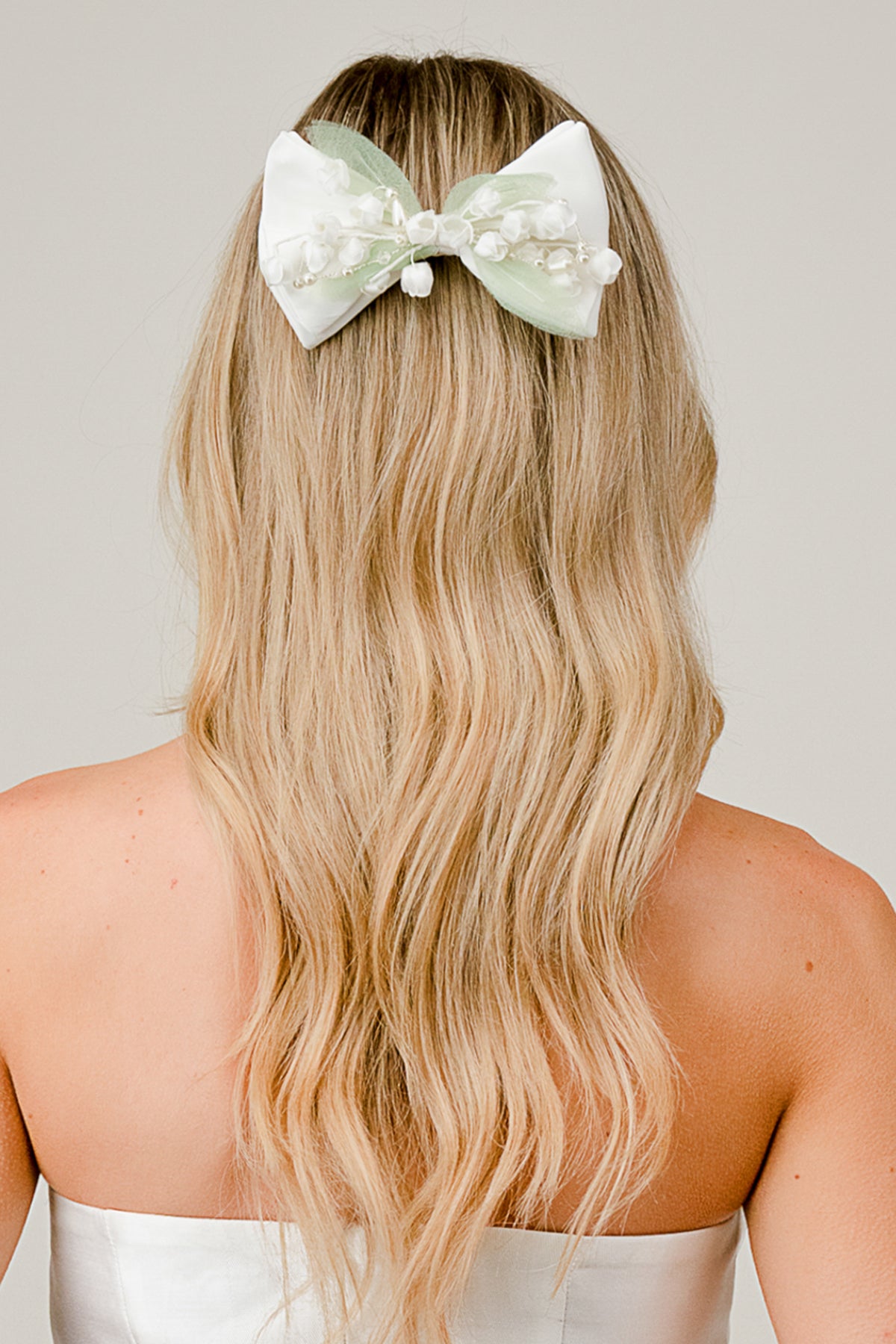 Flower Detail Small Bow Hair Clip