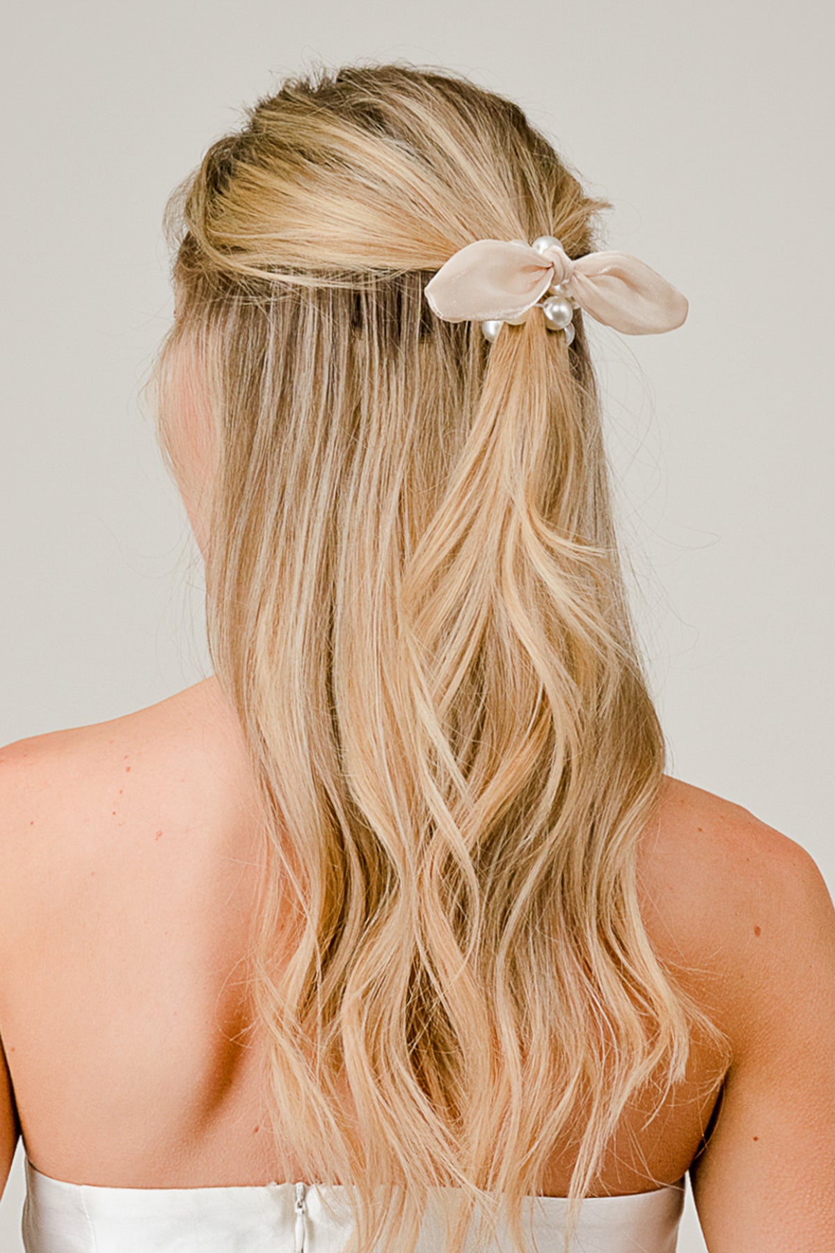 Bow with Pearls Hair Tie